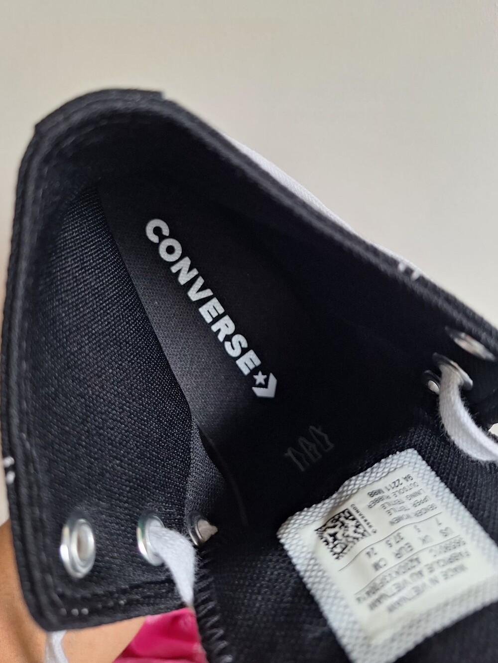 Converse Women's Chuck Taylor All Star High Lugged 'Black' Size 7 - Picture 5 of 12